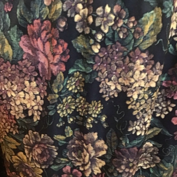 Vintage 70s Lilacs Midi Skirt - Picture 3 of 7